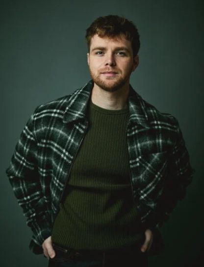 Alex Warren Career Timeline