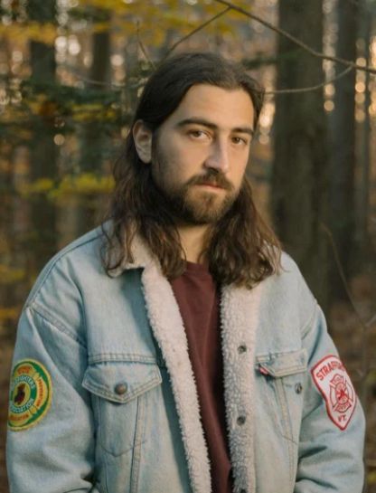 Noah Kahan Height and Weight